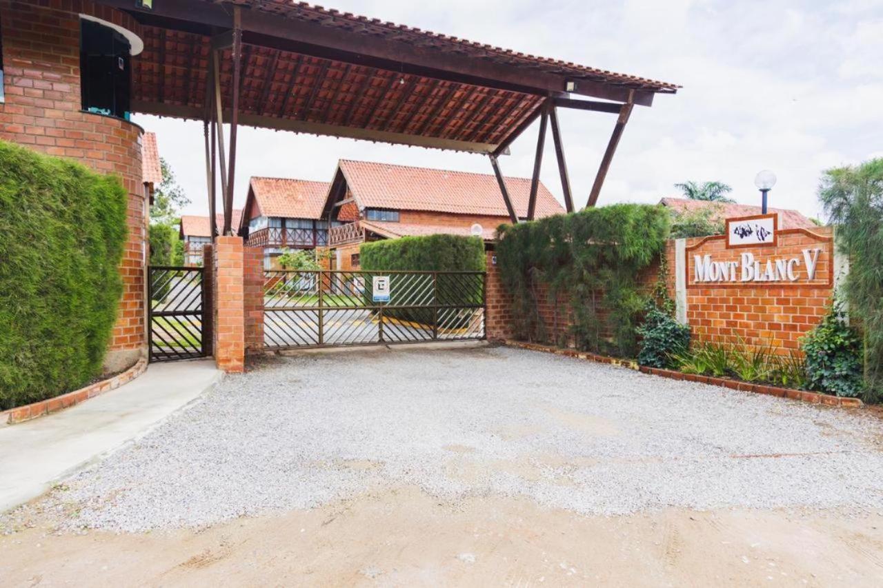 Lindo Chale Em Gravata - Condominio Mont Blanc V Εξωτερικό φωτογραφία